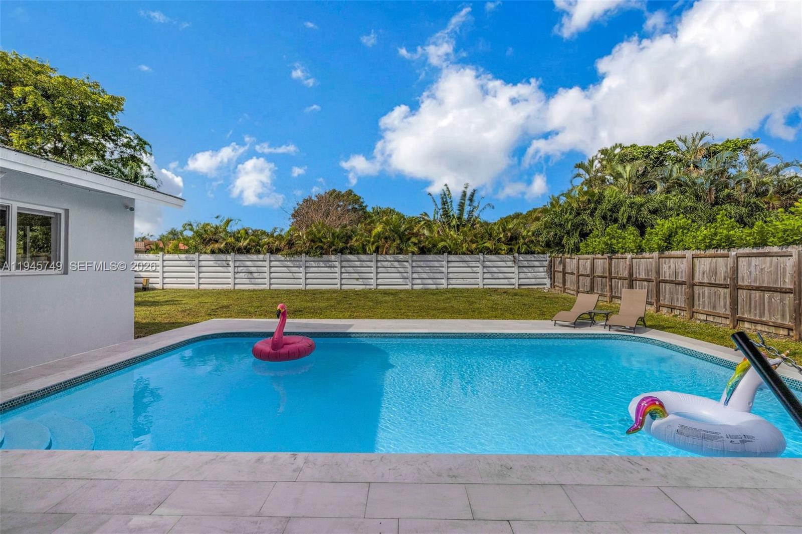 HOLLYWOOD HILLS NORTH SEC - Residential