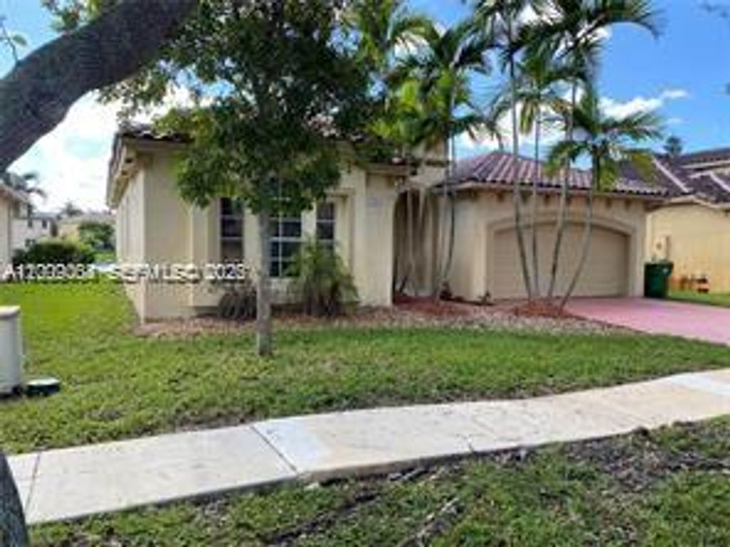 Photo of 12860 SW 51st St, Miramar, FL 33027 (MLS # A12009068)