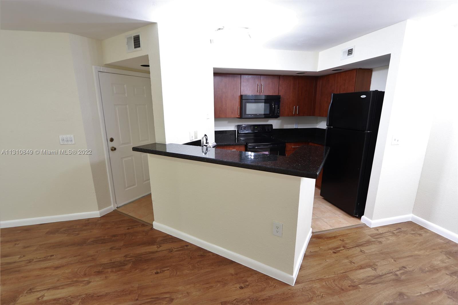 ISLES AT LAGO MAR CONDO - Residential Lease