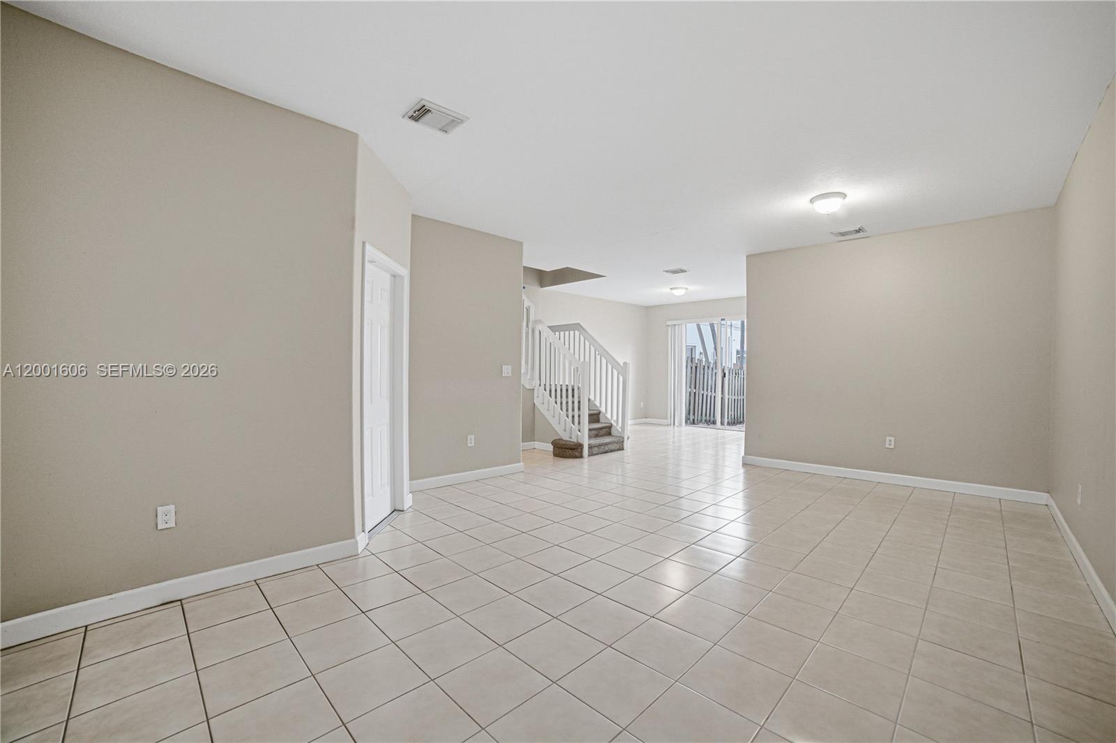 ISLANDS AT DORAL 1ST ADDN - Residential