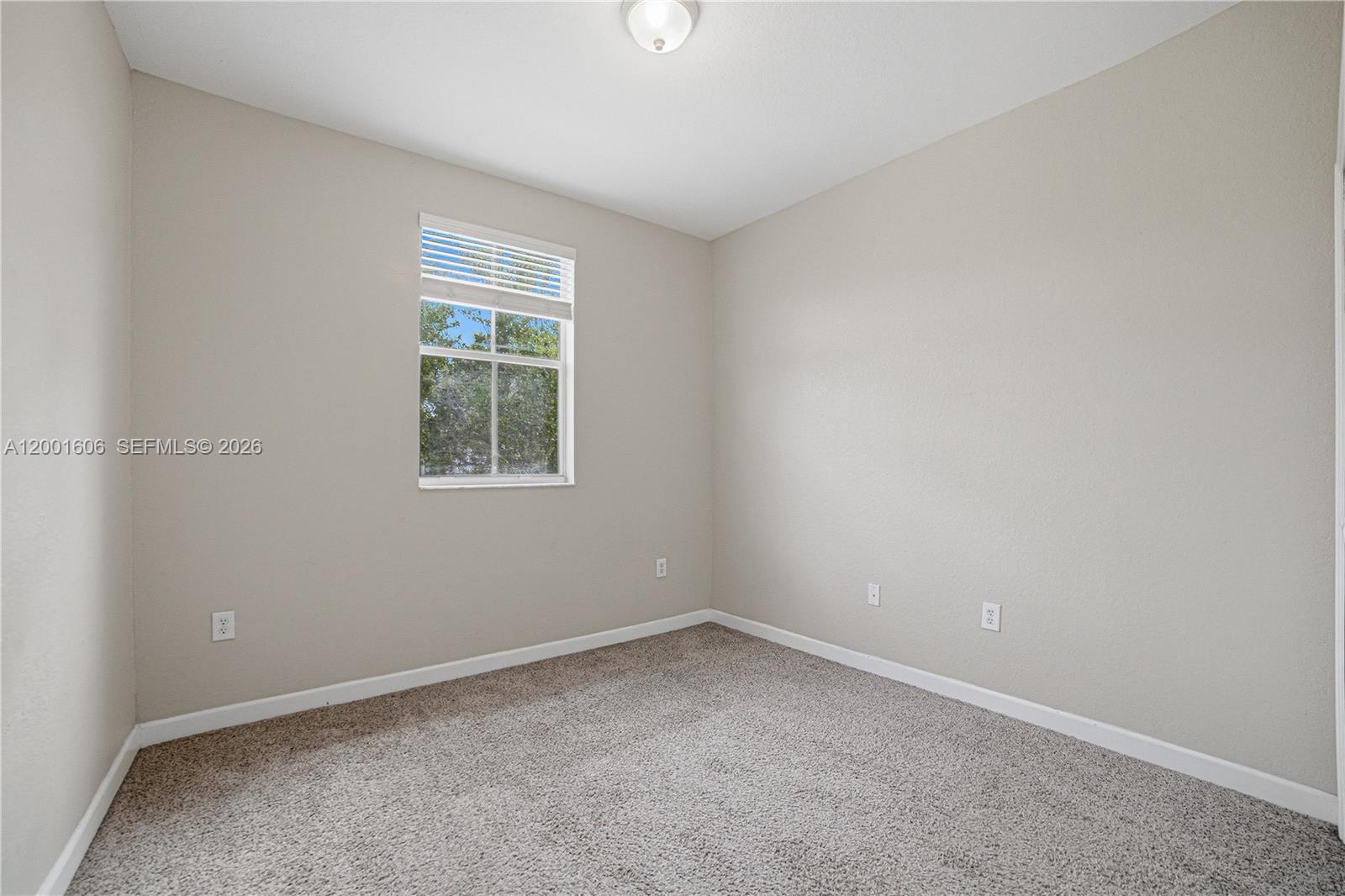 ISLANDS AT DORAL 1ST ADDN - Residential