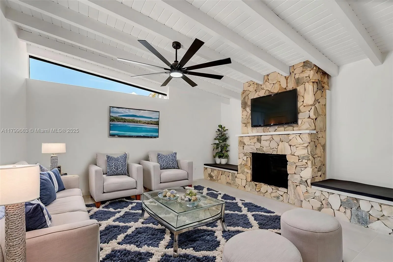 Miami, Florida 33176, United States, 4 Bedrooms Bedrooms, ,3 BathroomsBathrooms,Residential,Active,126586