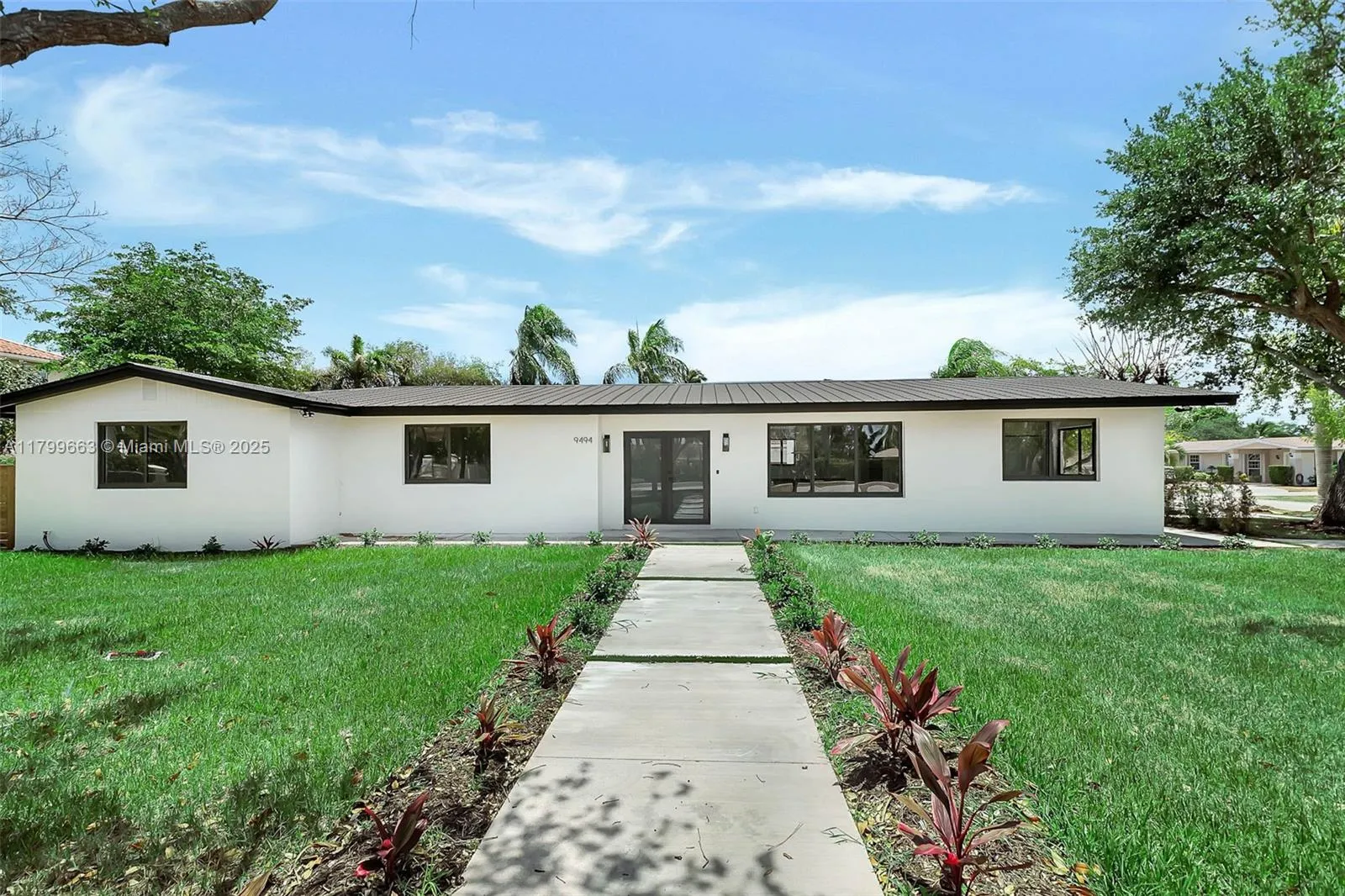 Miami, Florida 33176, United States, 4 Bedrooms Bedrooms, ,3 BathroomsBathrooms,Residential,Active,126586