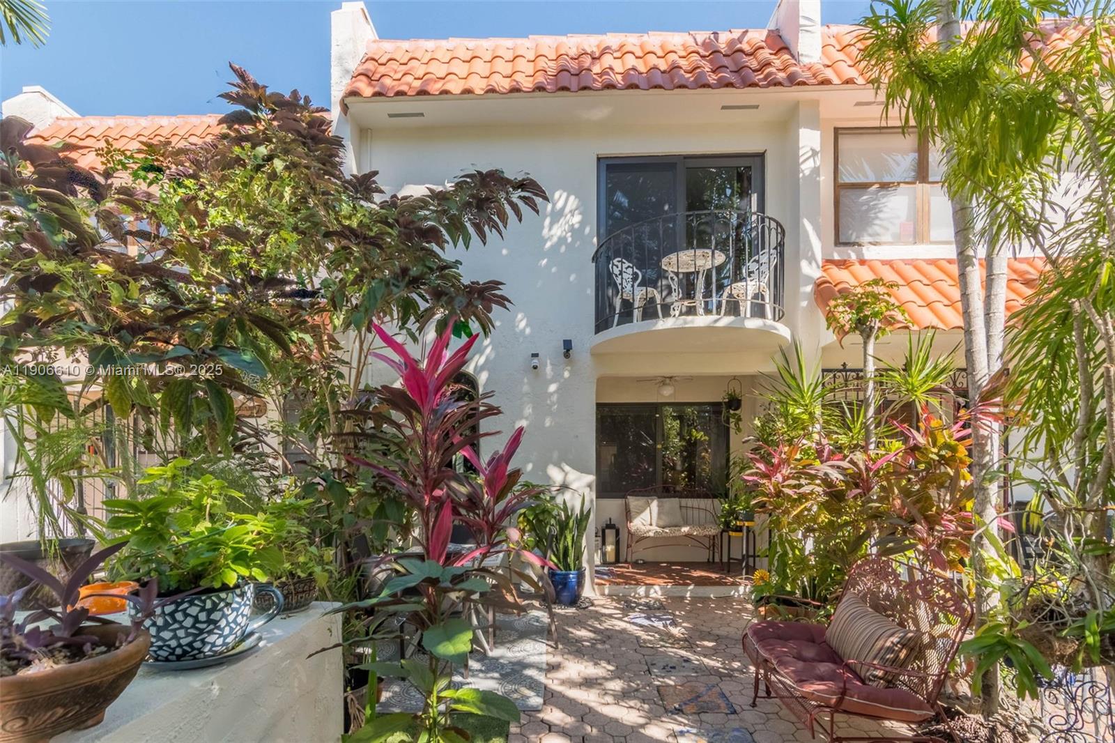 View photos, virtual tours, details... 1603 NE 105th St 3-9