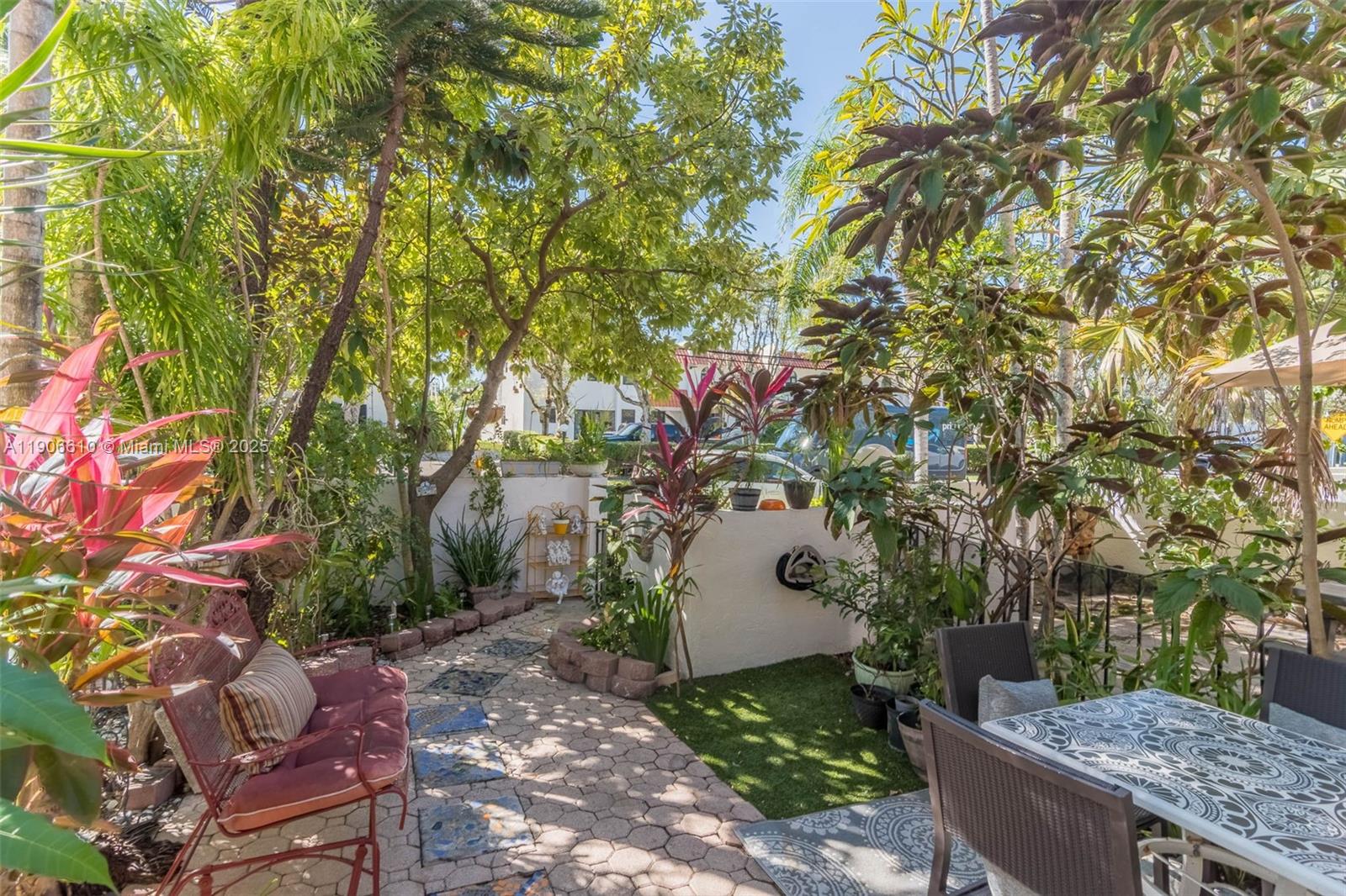 View photos, virtual tours, details... 1603 NE 105th St 3-9