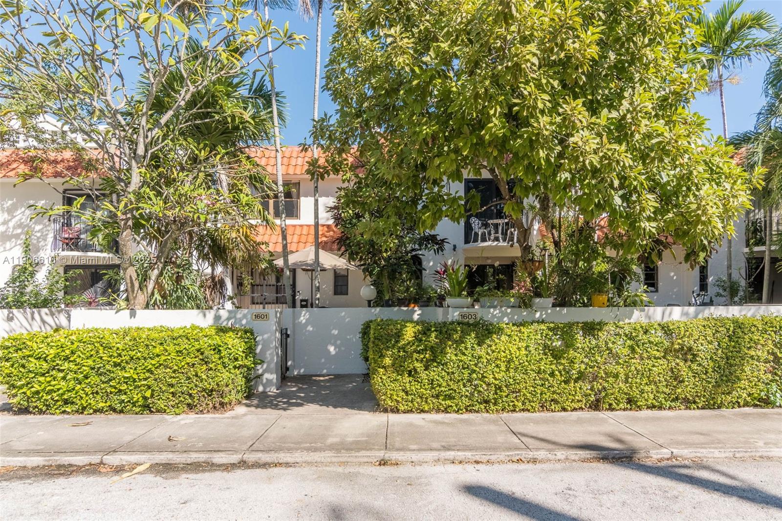 View photos, virtual tours, details... 1603 NE 105th St 3-9