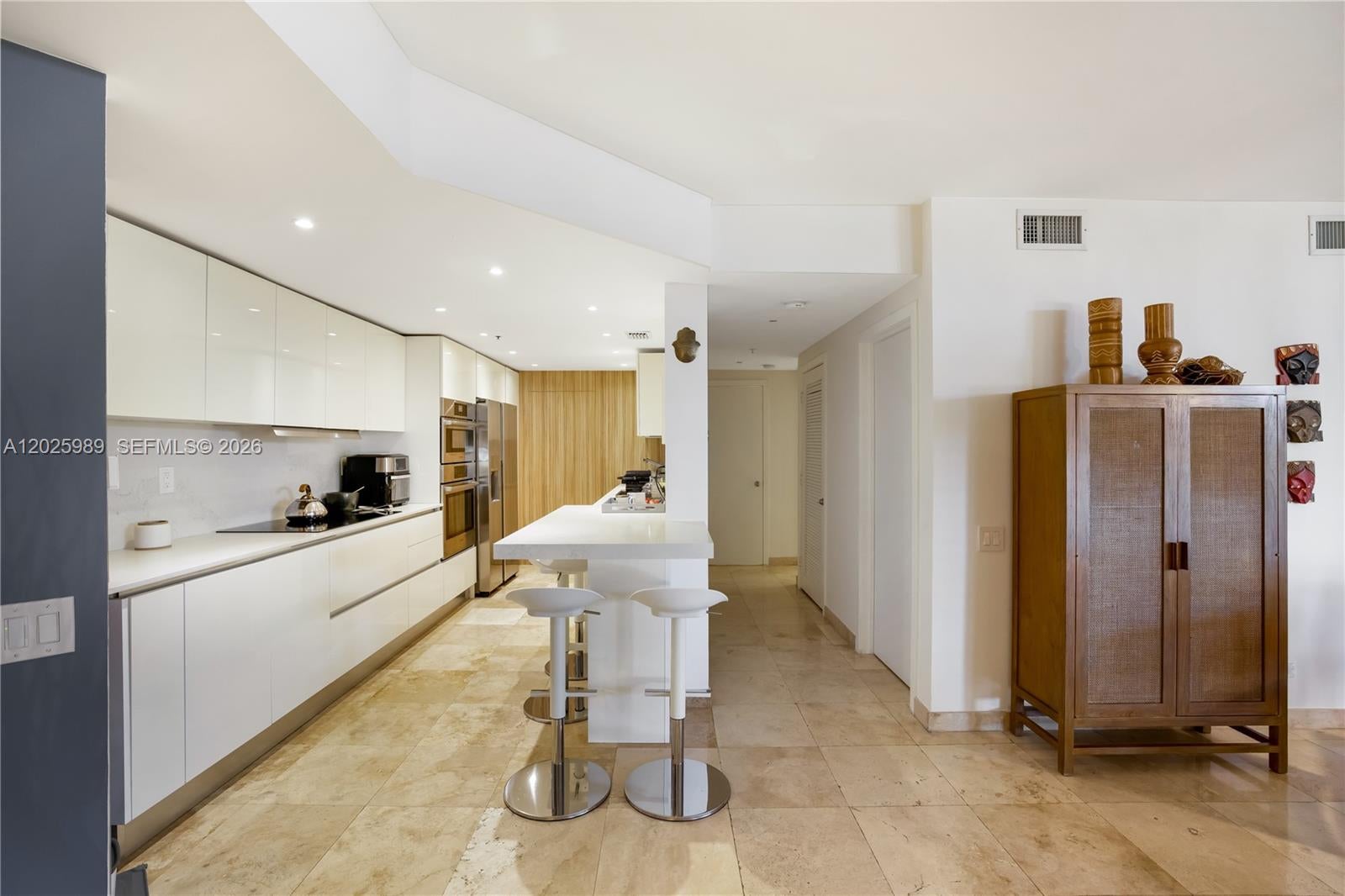 701 Brickell Key Blvd 512