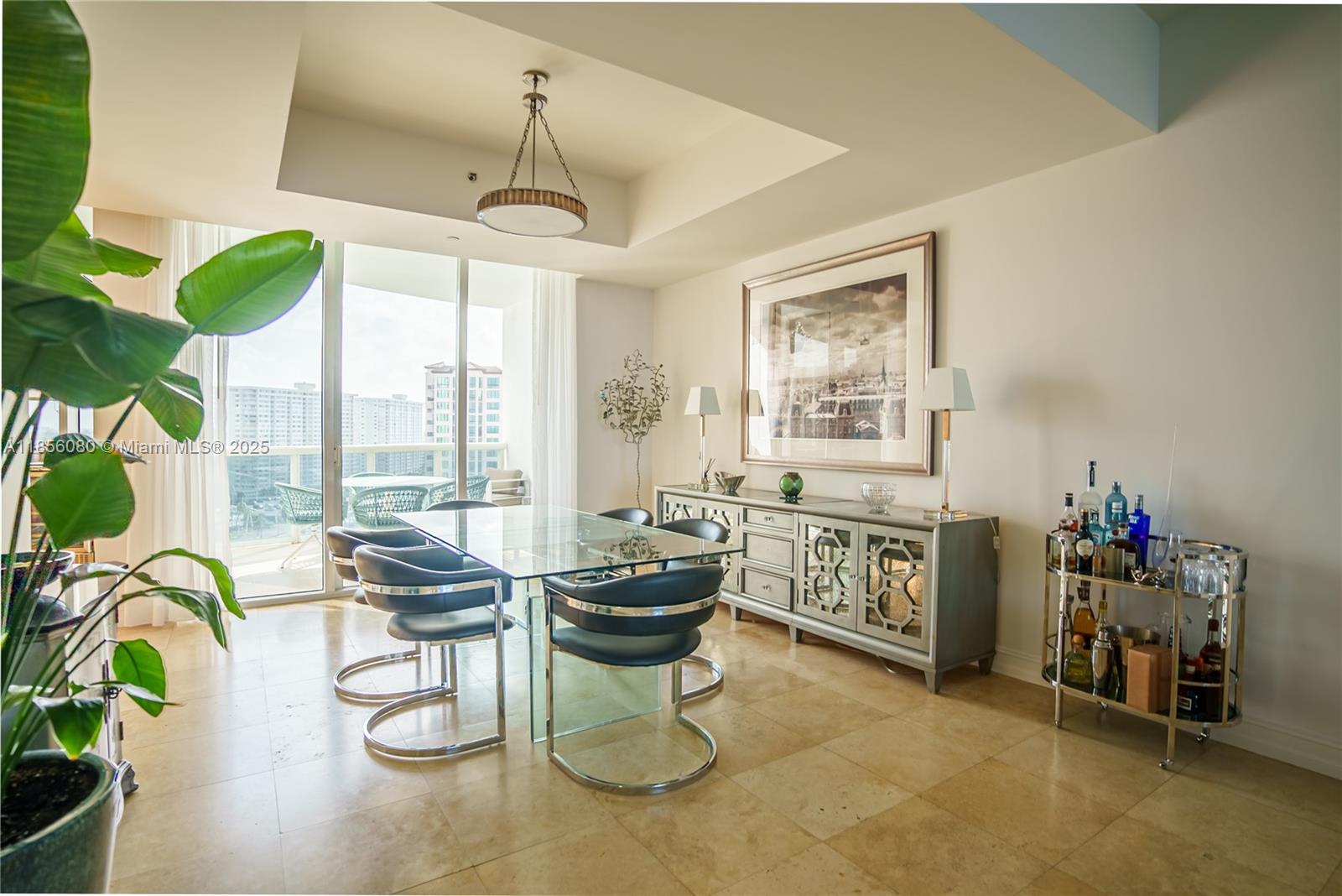 TDR TOWER II CONDO - Residential