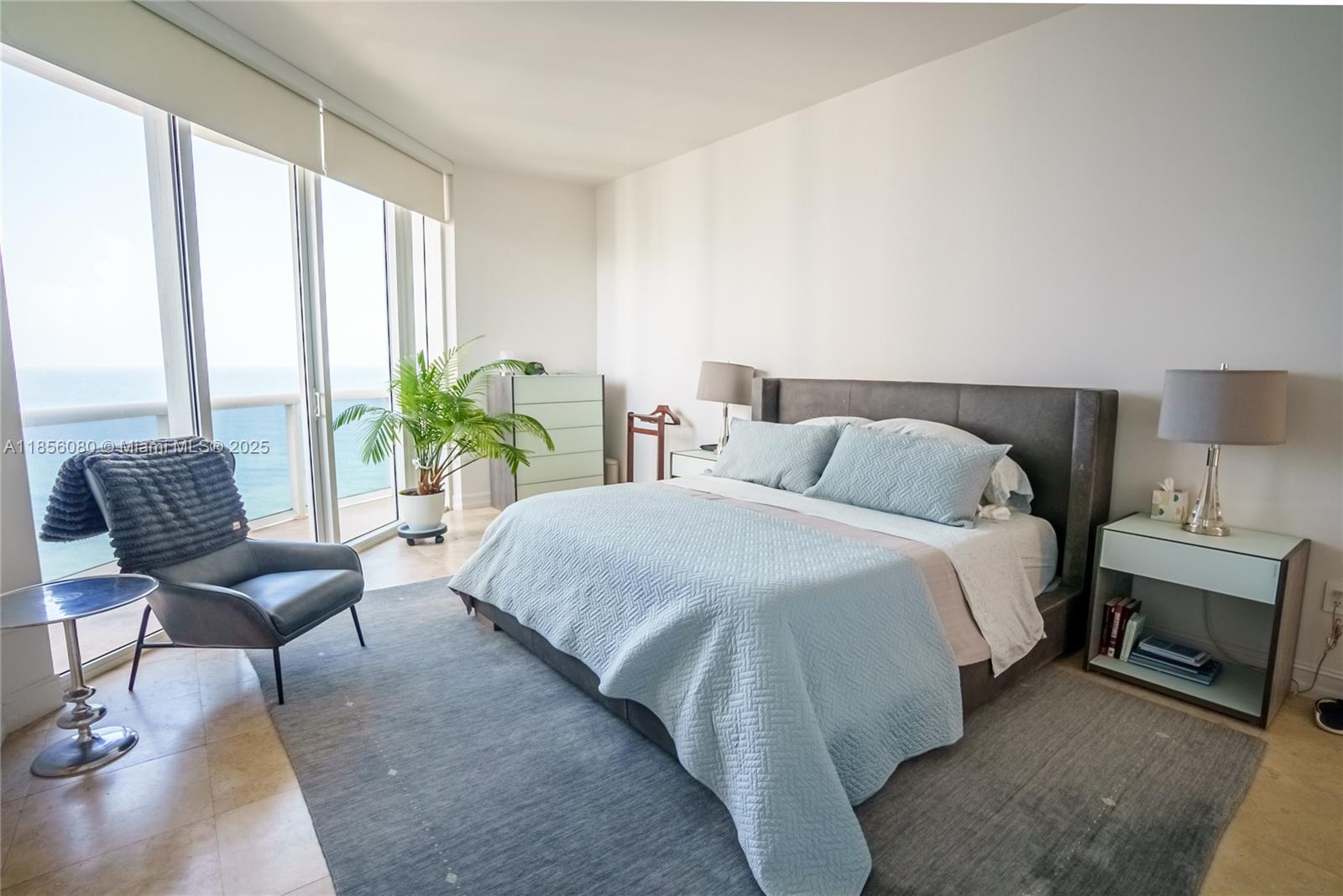 TDR TOWER II CONDO - Residential