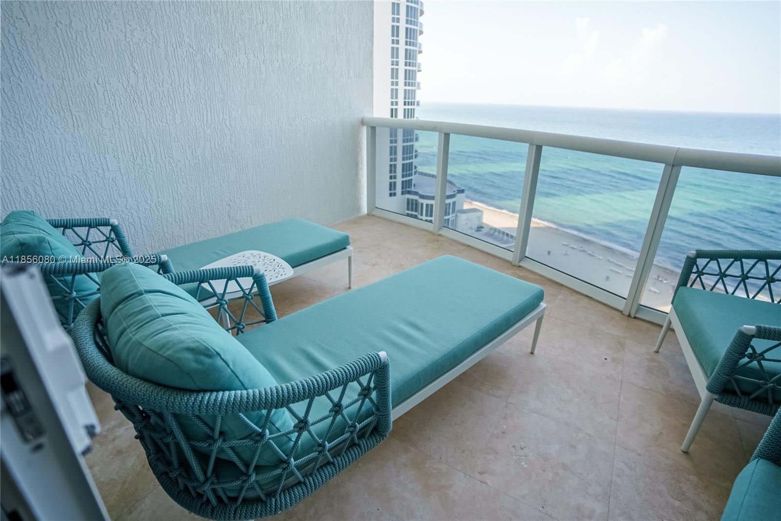 TDR TOWER II CONDO - Residential