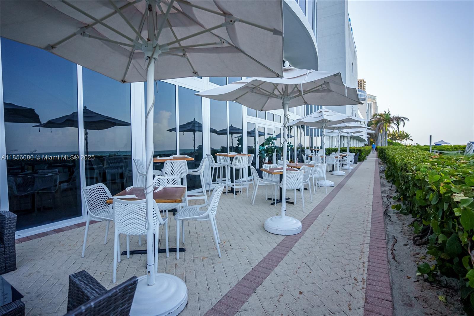 TDR TOWER II CONDO - Residential