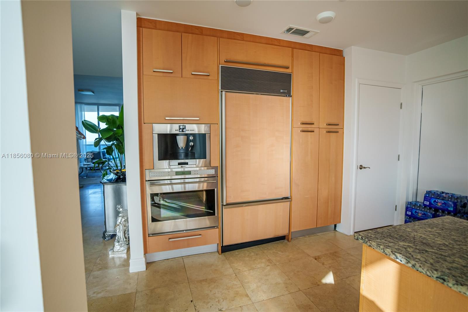 TDR TOWER II CONDO - Residential