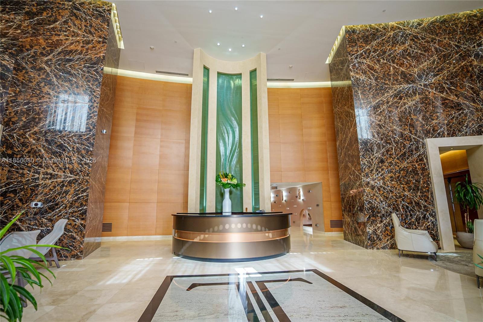 TDR TOWER II CONDO - Residential