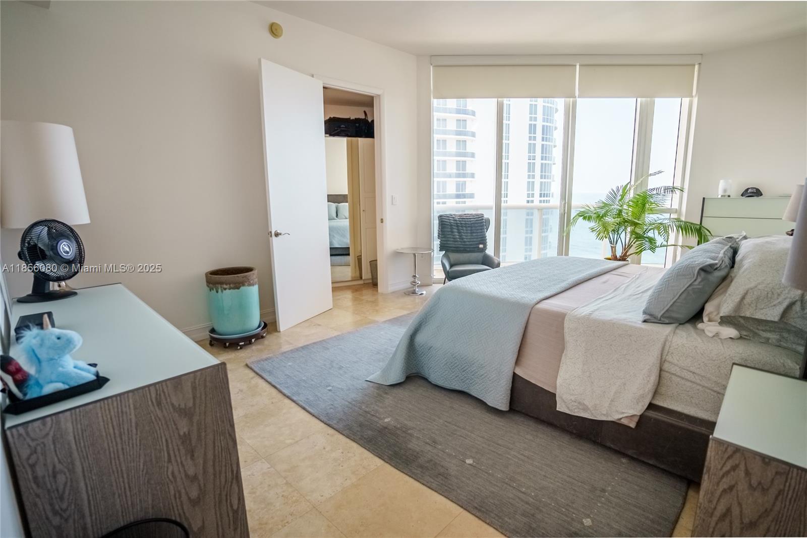 TDR TOWER II CONDO - Residential