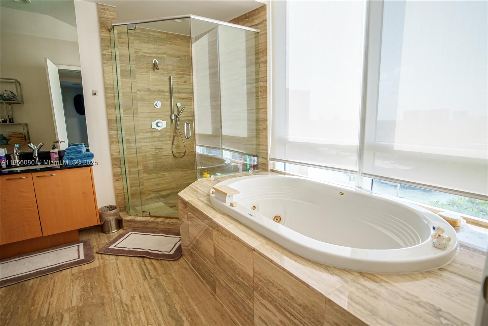 TDR TOWER II CONDO - Residential