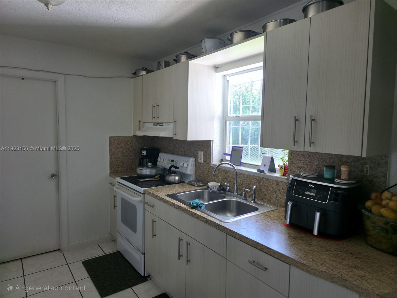 2237 NW 50th St
