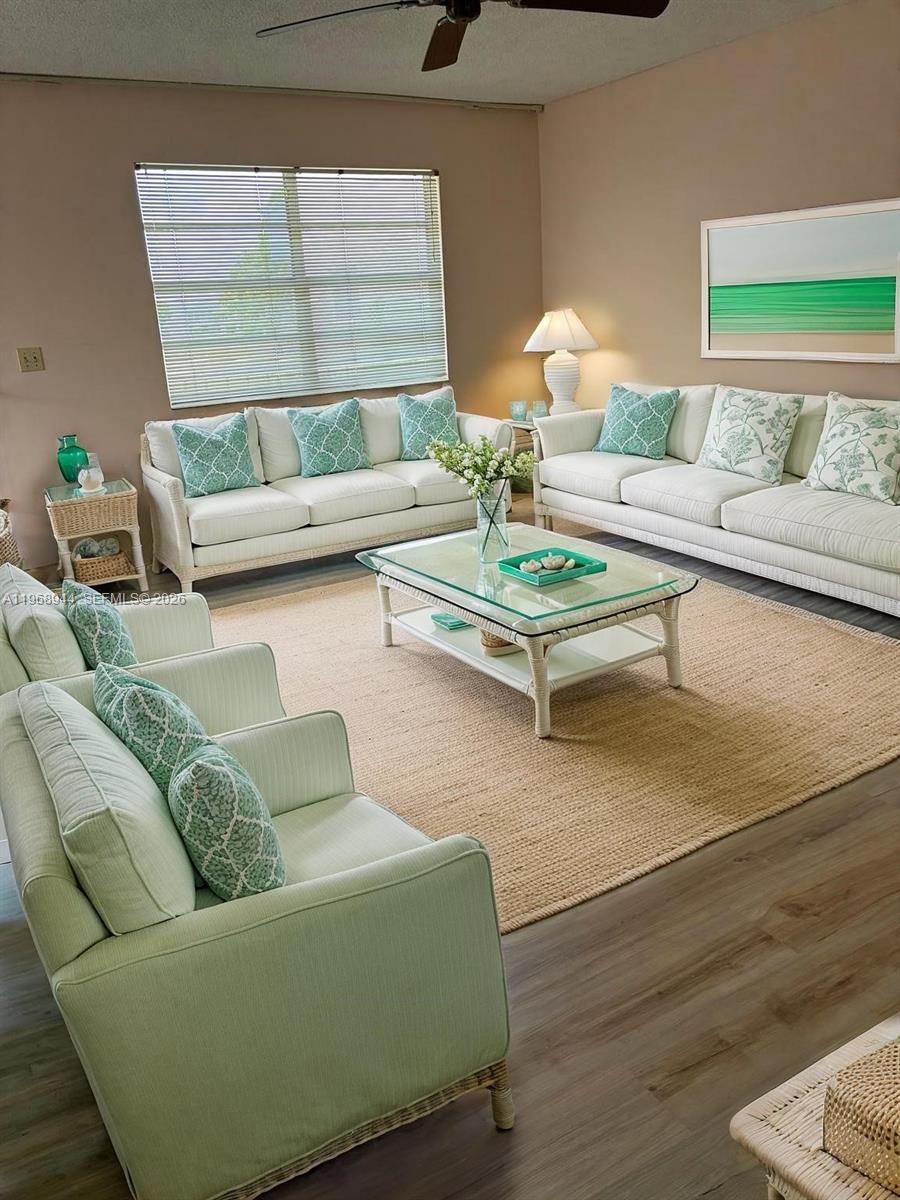 KINGS POINT BURGUNDY COND - Residential