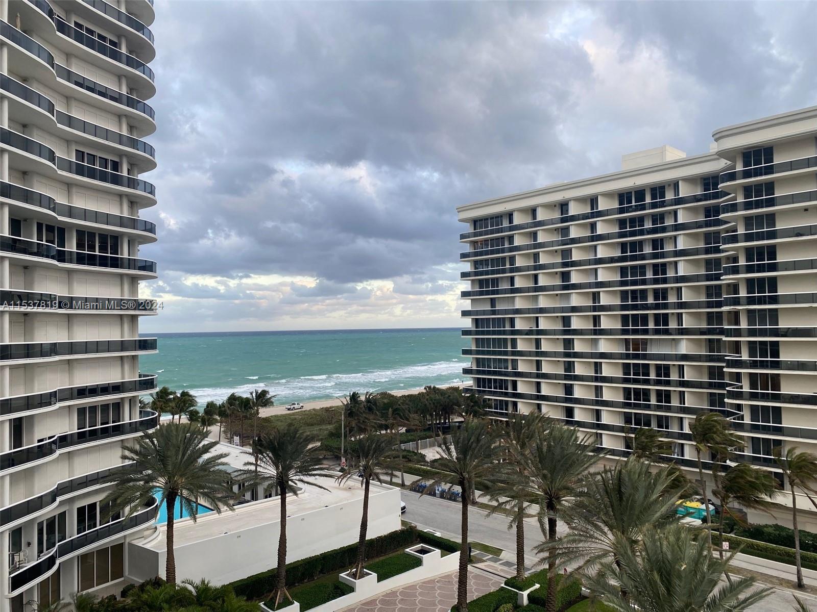 MAJESTIC TOWER - Residential