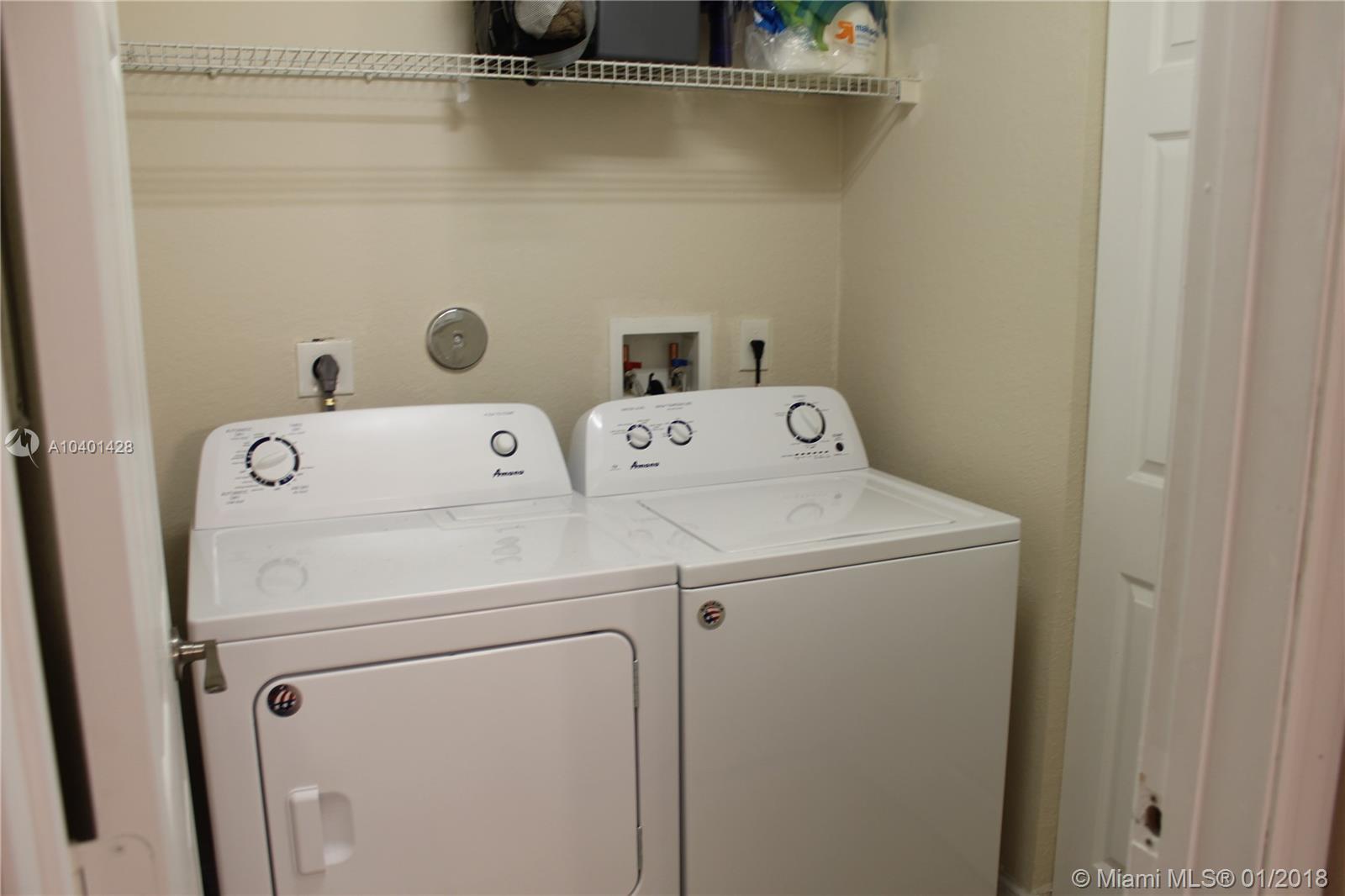 POMPANO SPRINGS REPLAT - Residential