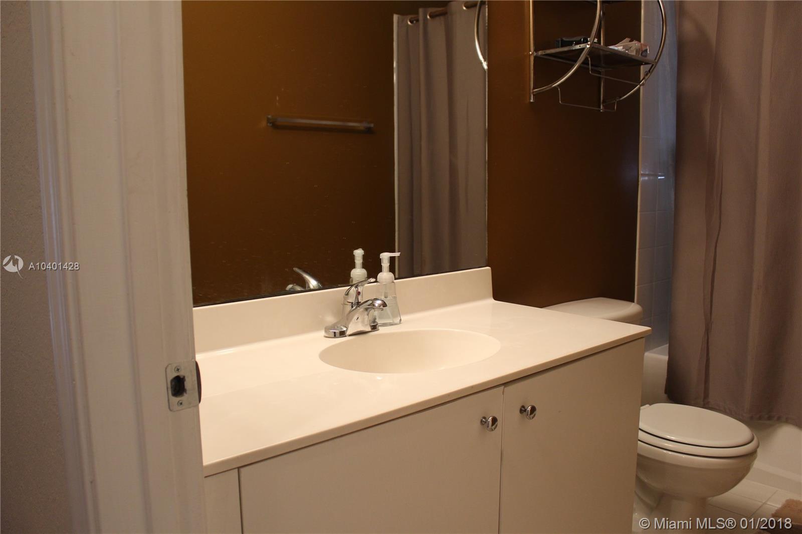 POMPANO SPRINGS REPLAT - Residential