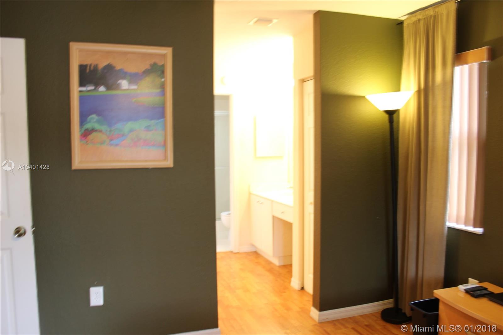 POMPANO SPRINGS REPLAT - Residential