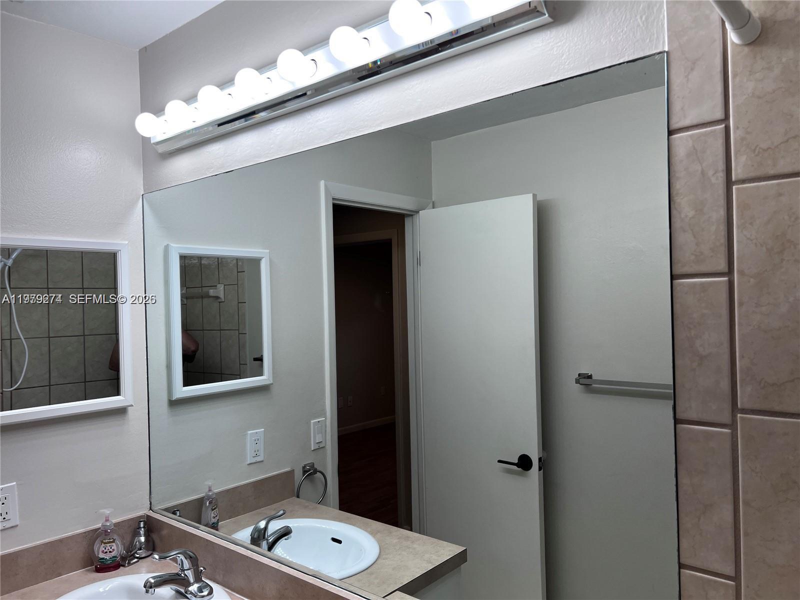 WOODGATE - Residential Lease