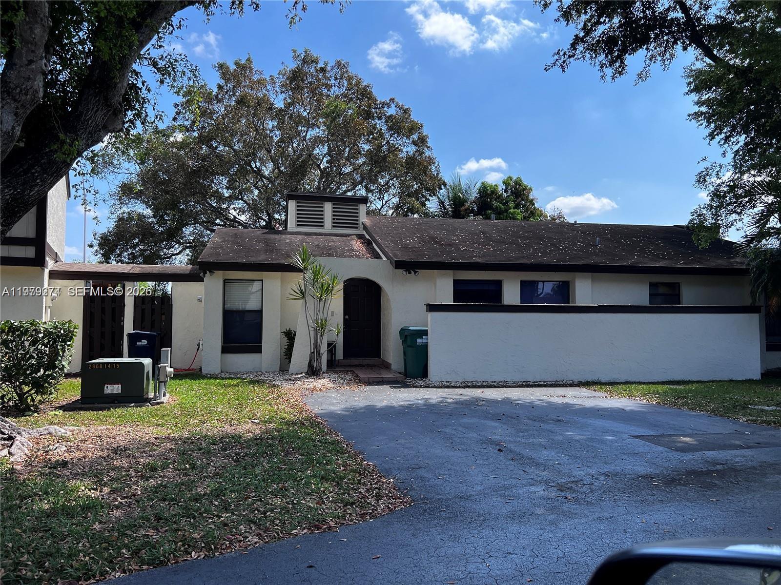 WOODGATE - Residential Lease