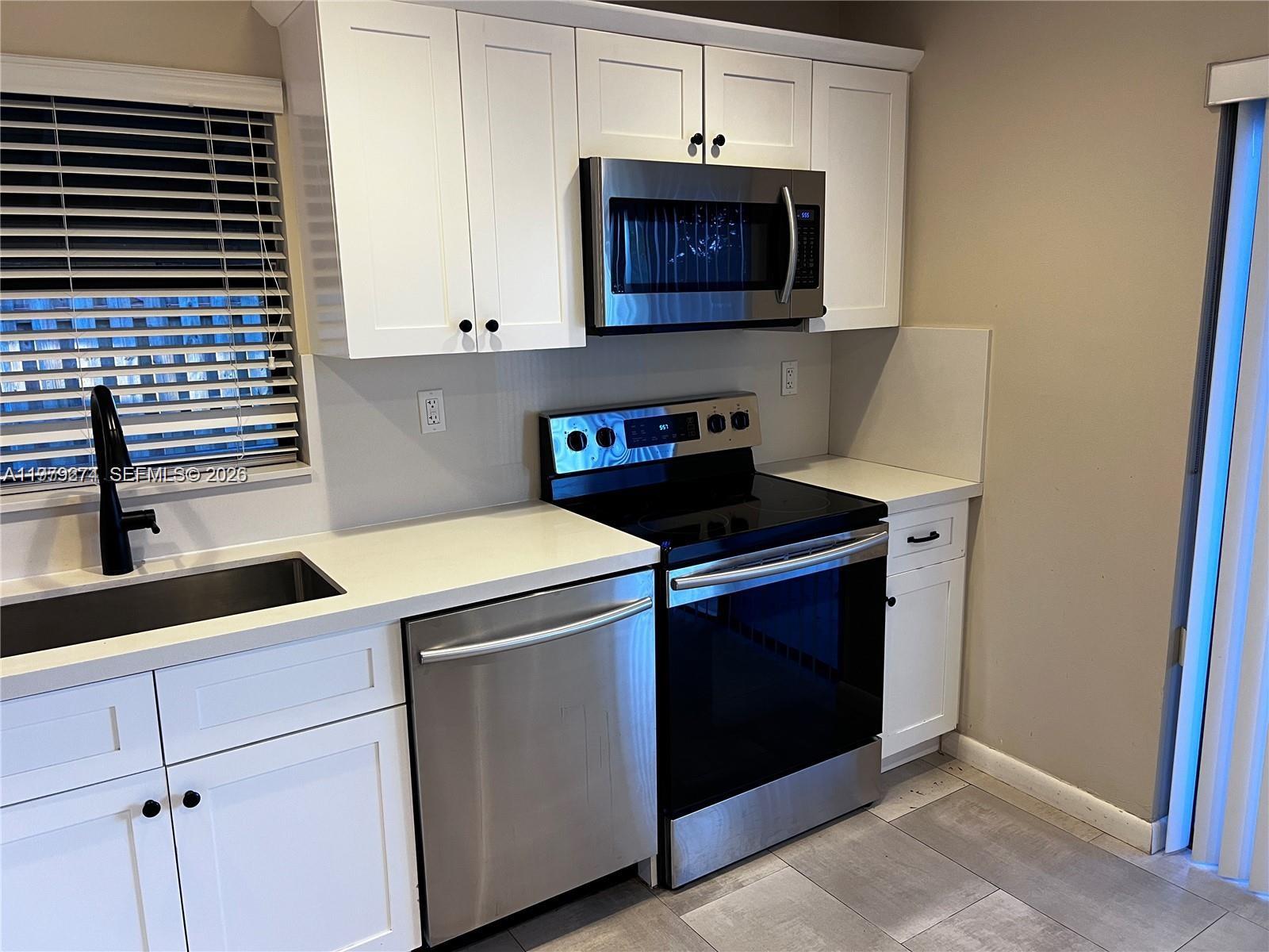 WOODGATE - Residential Lease