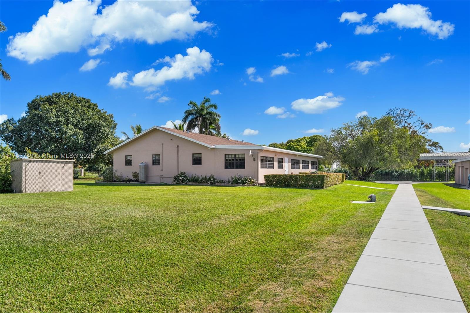 UNINCORPORATED DADE - Residential