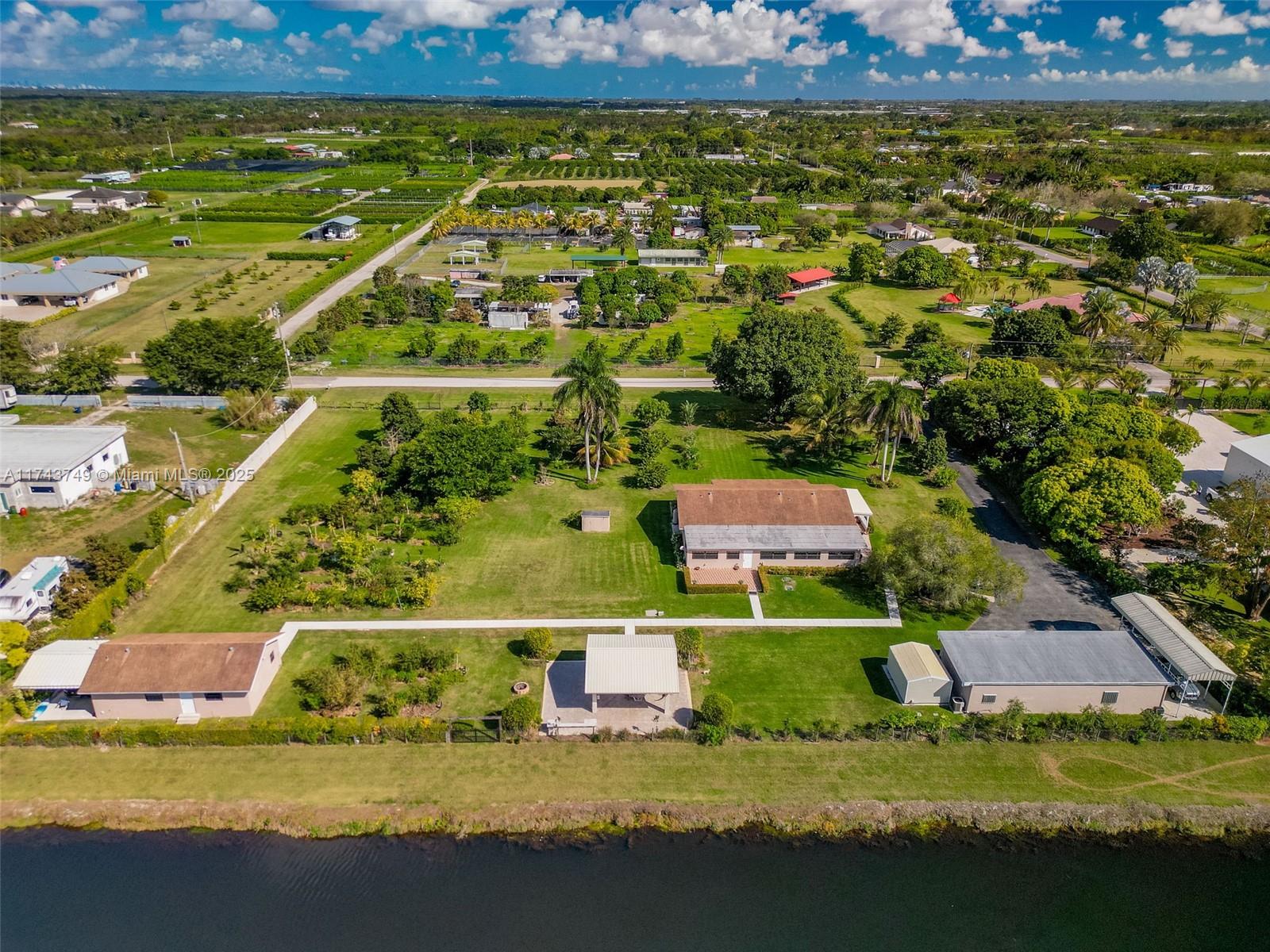 UNINCORPORATED DADE - Residential