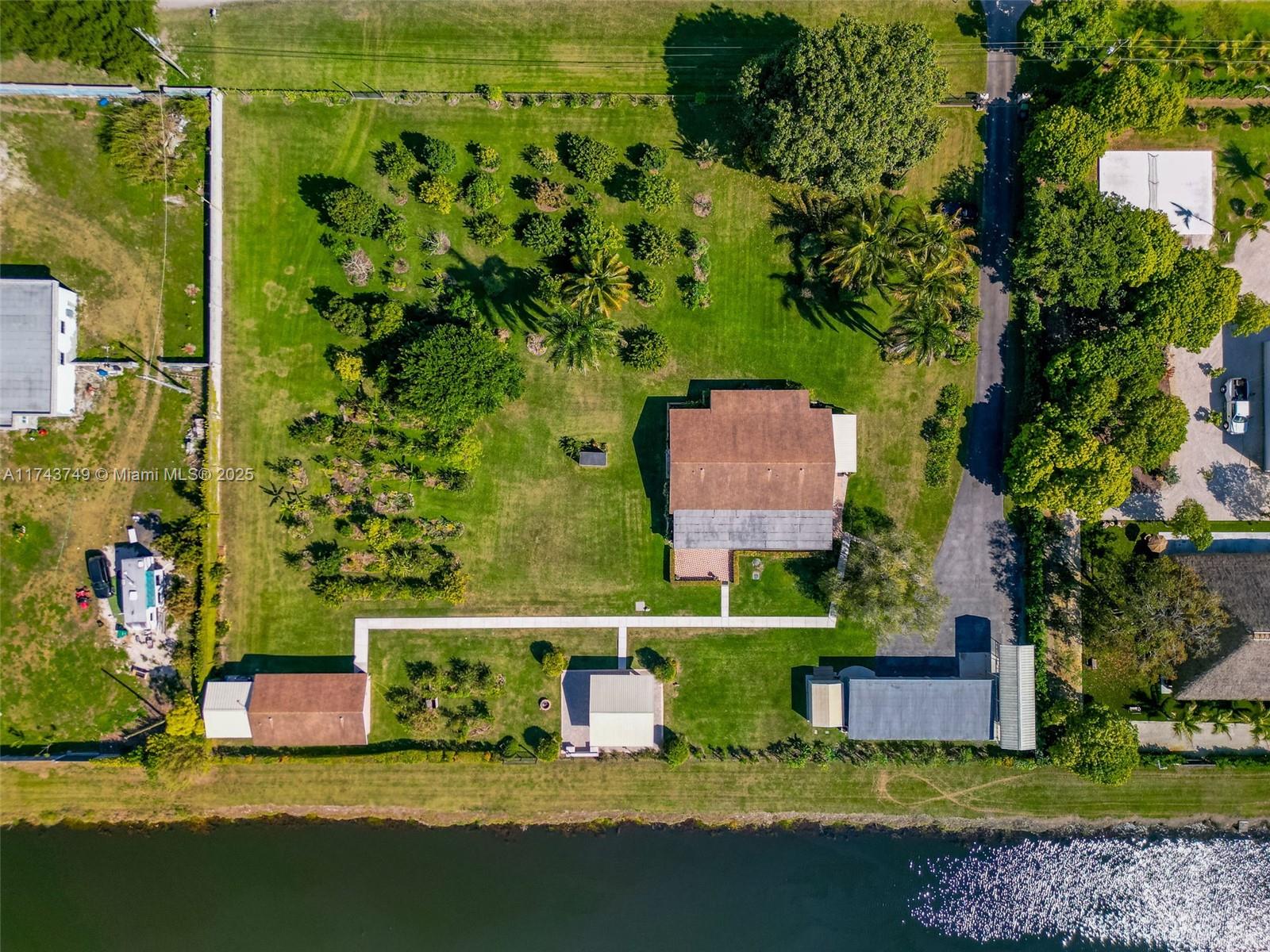 UNINCORPORATED DADE - Residential