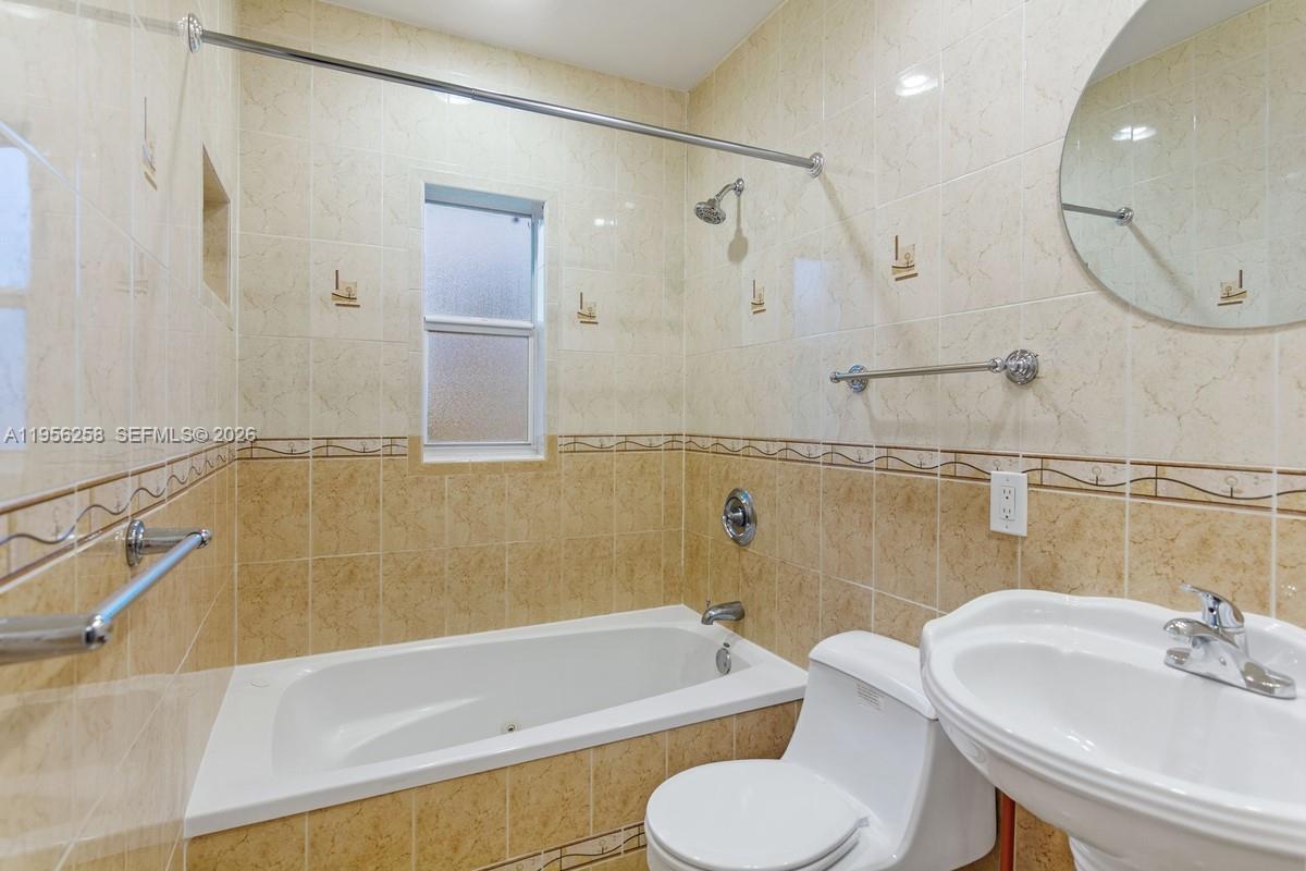 STEPHEN MANOR - Residential