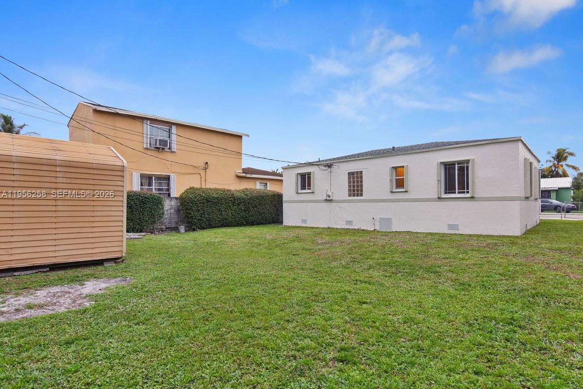 STEPHEN MANOR - Residential