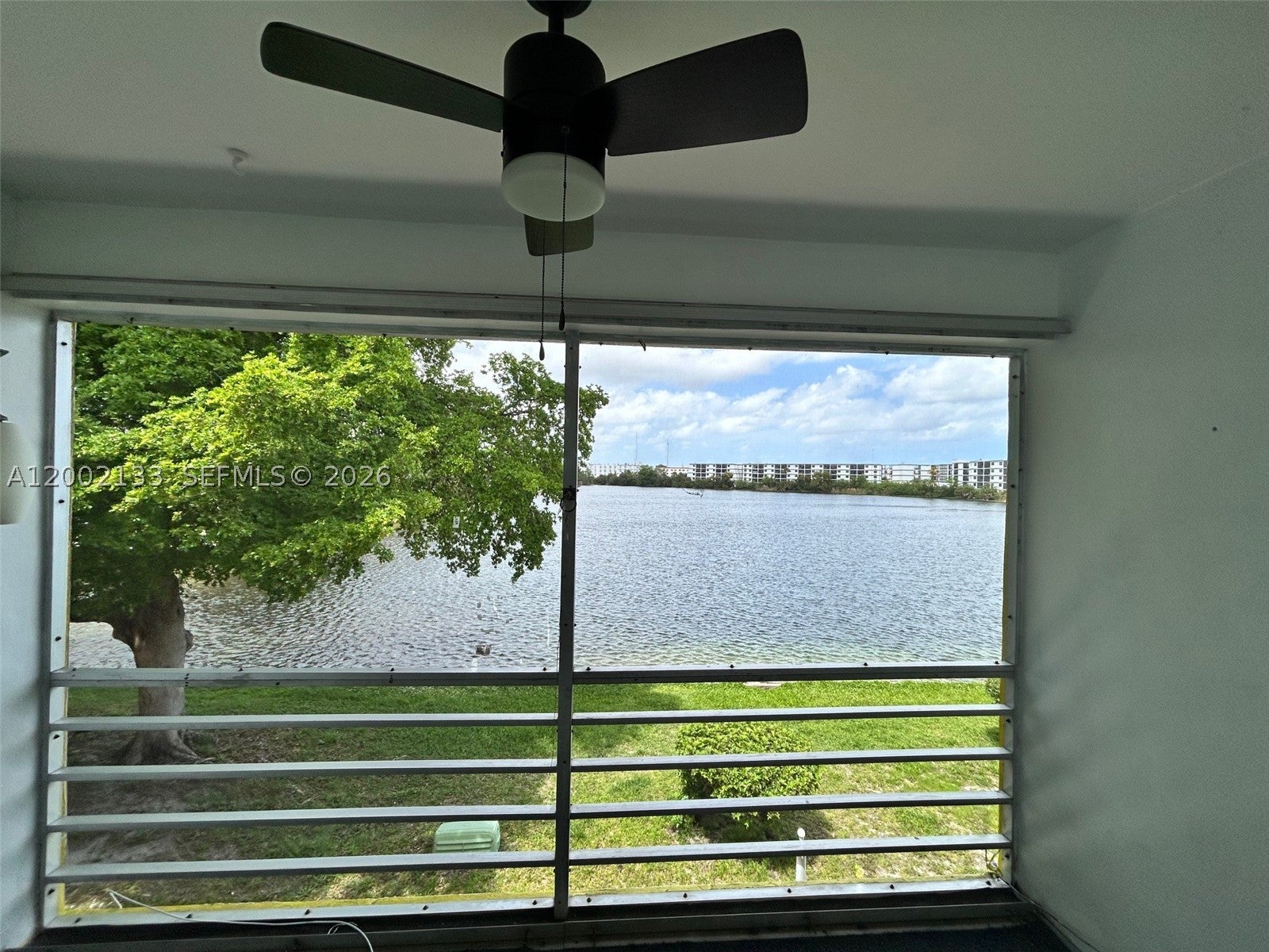 245 NE 191st St 3017, Miami FL 33179