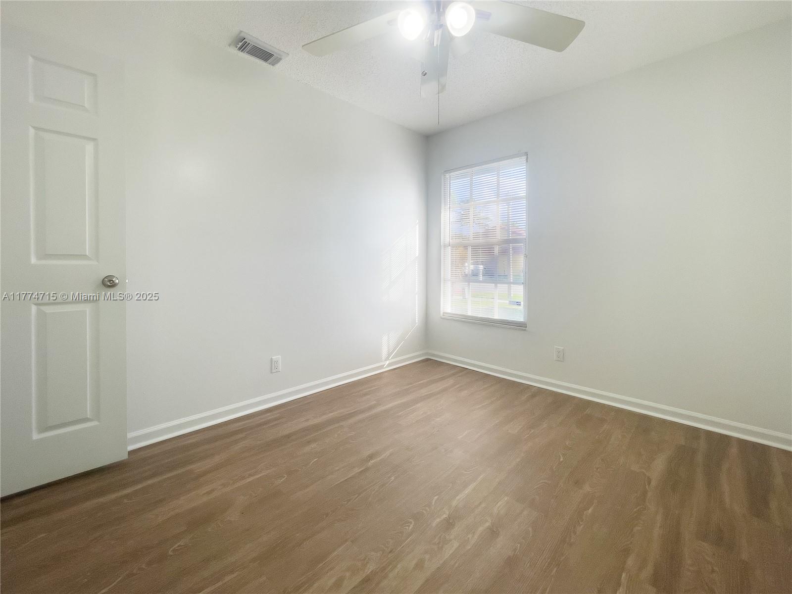 NORTH LAUDERDALE VILLAGE - Residential