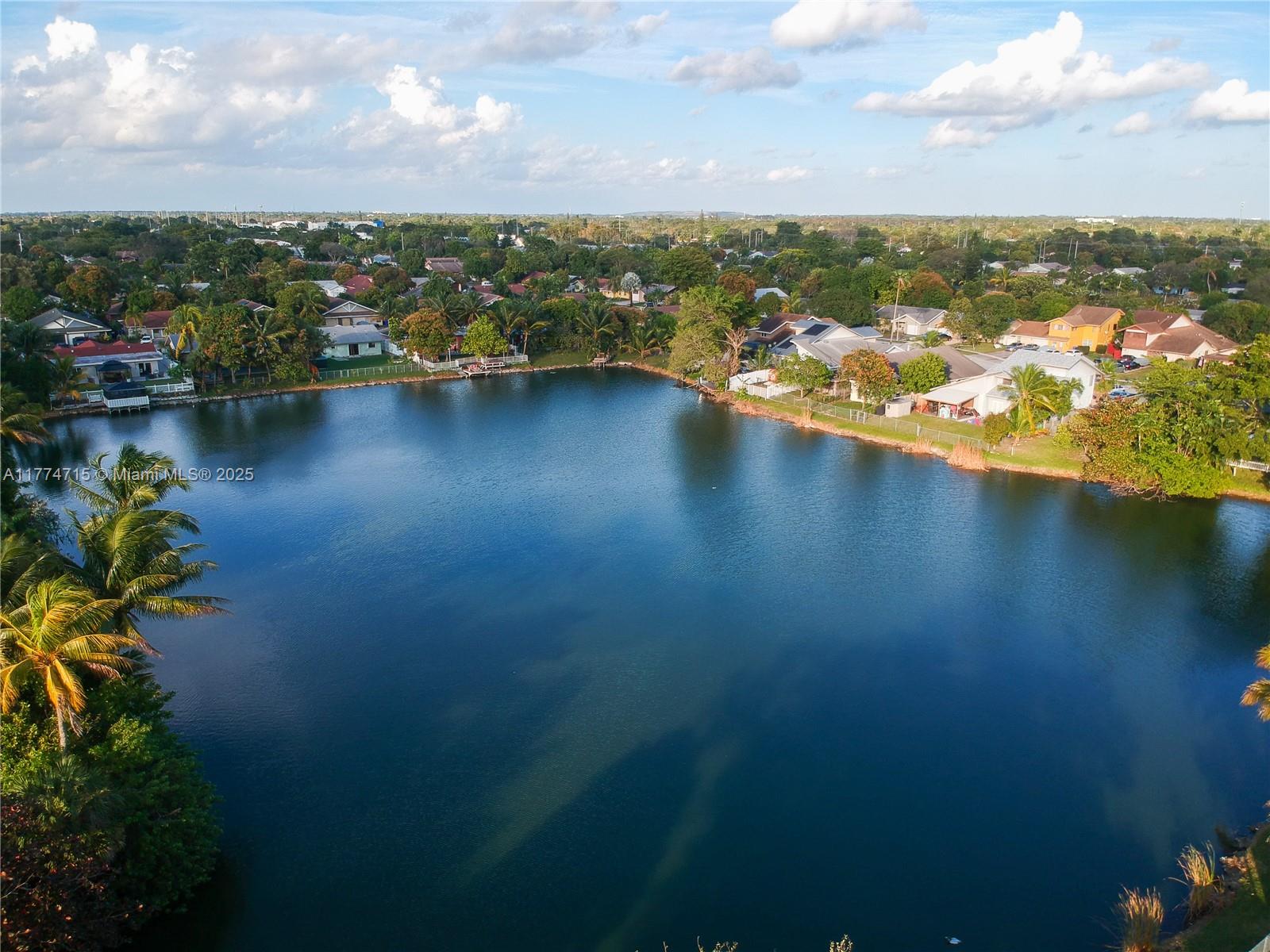 NORTH LAUDERDALE VILLAGE - Residential