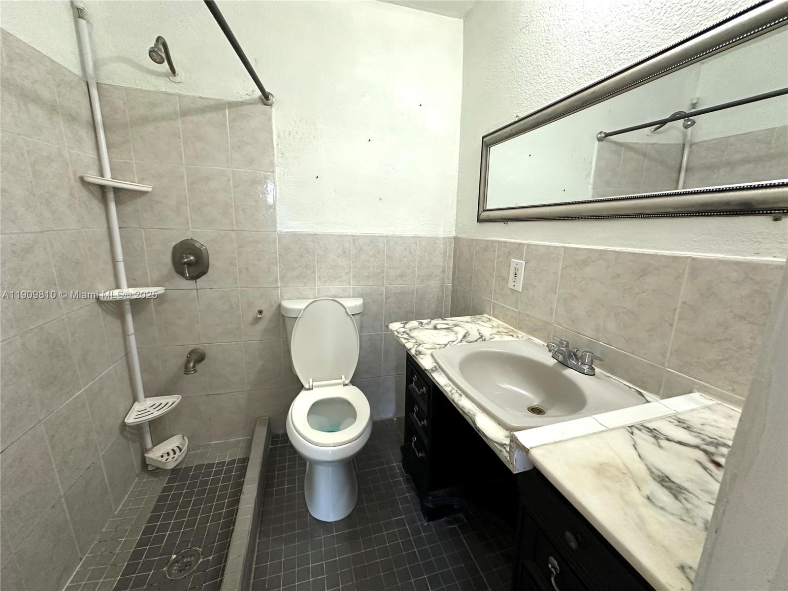 FLAGLER GROVE ESTATES EXT - Residential Lease