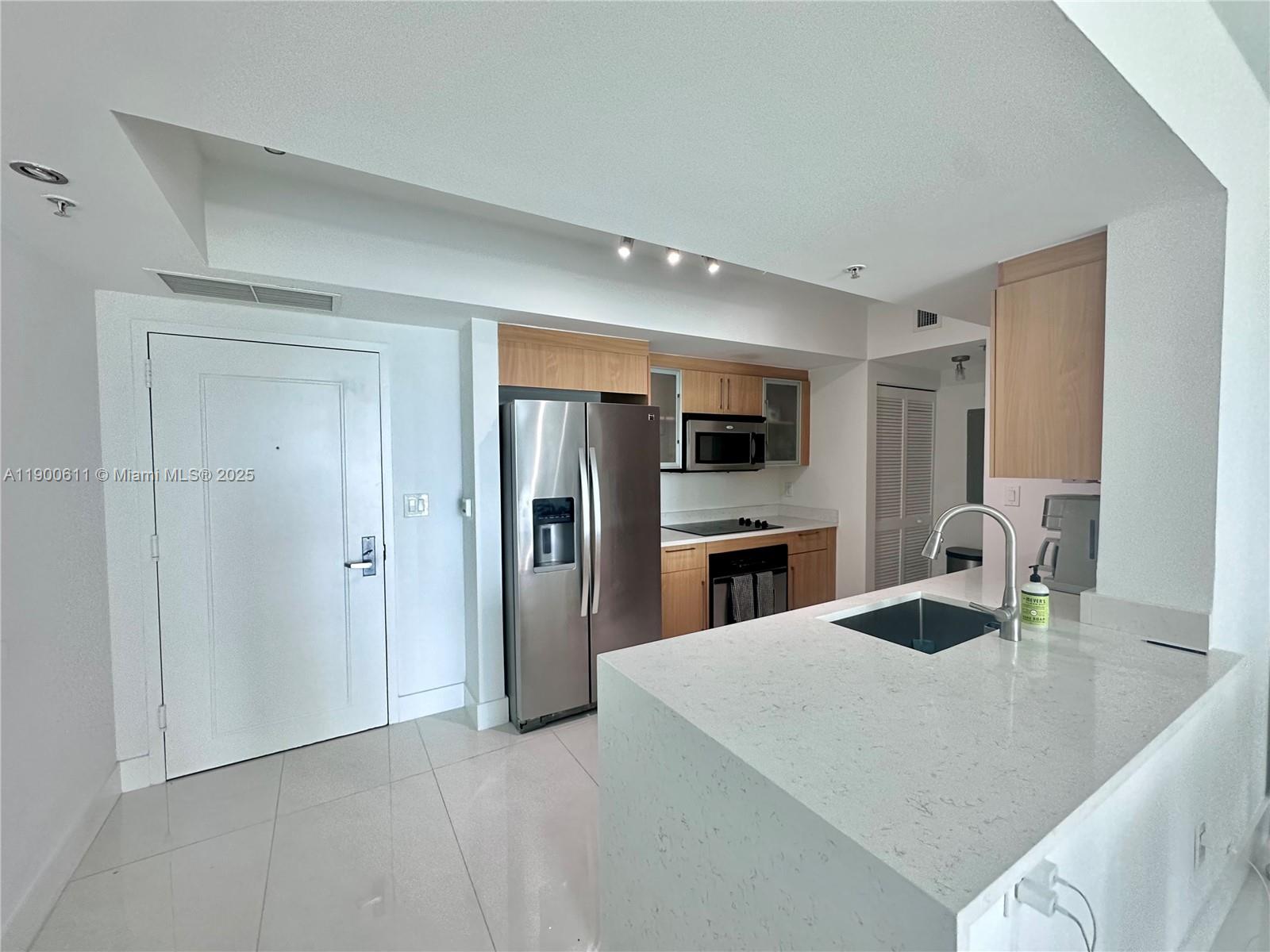 ONE MIAMI EAST CONDO - Residential Lease