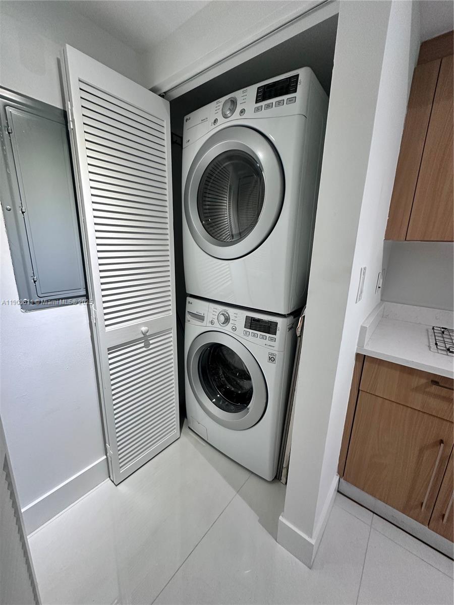 ONE MIAMI EAST CONDO - Residential Lease