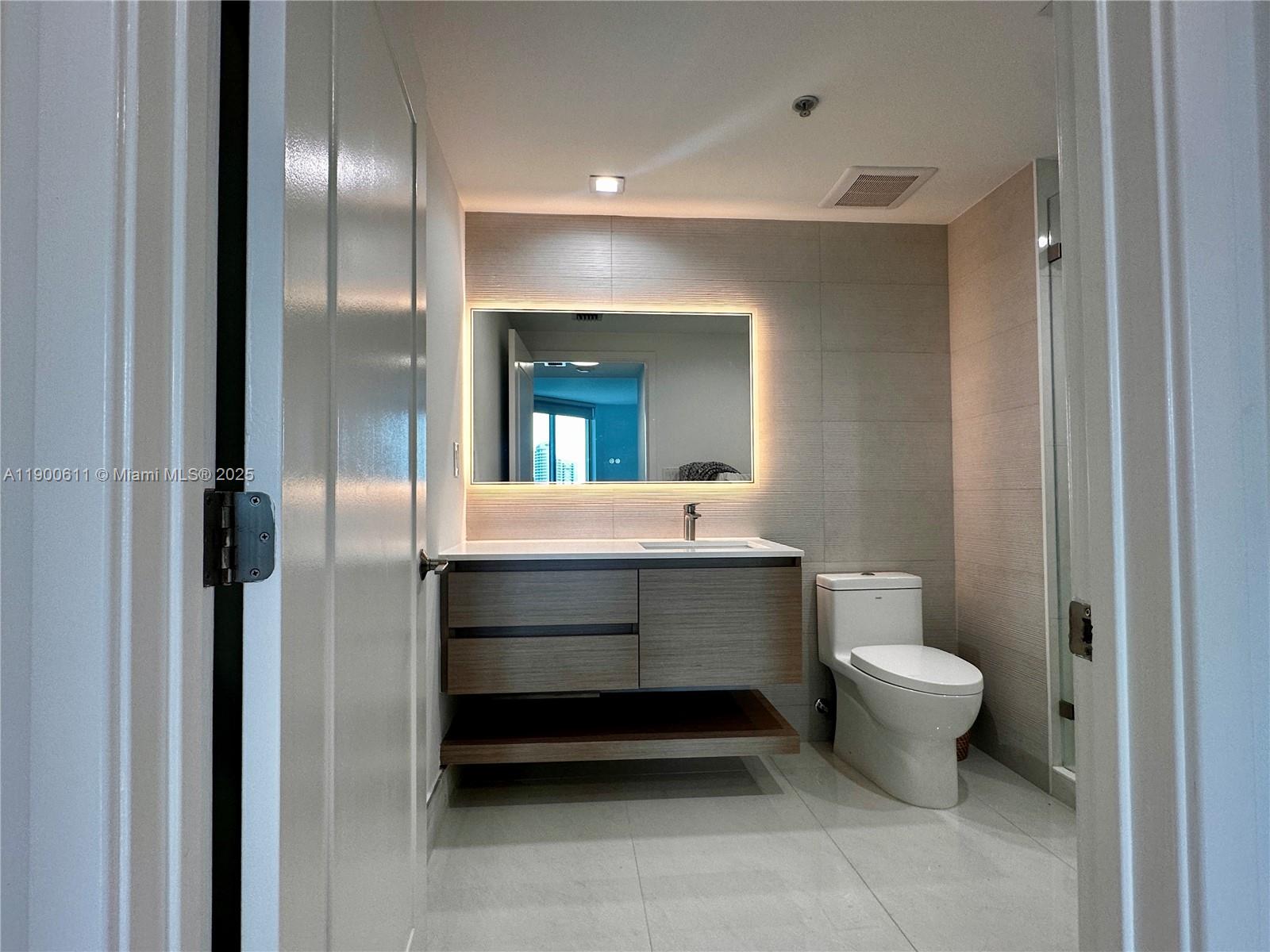 ONE MIAMI EAST CONDO - Residential Lease