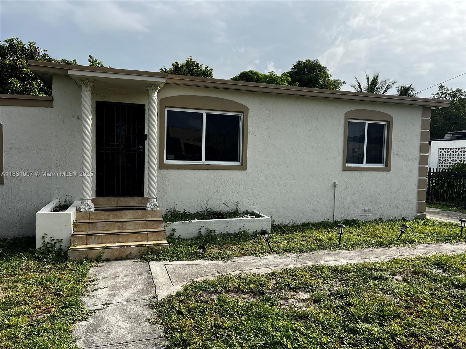 245 NW 117th St 0