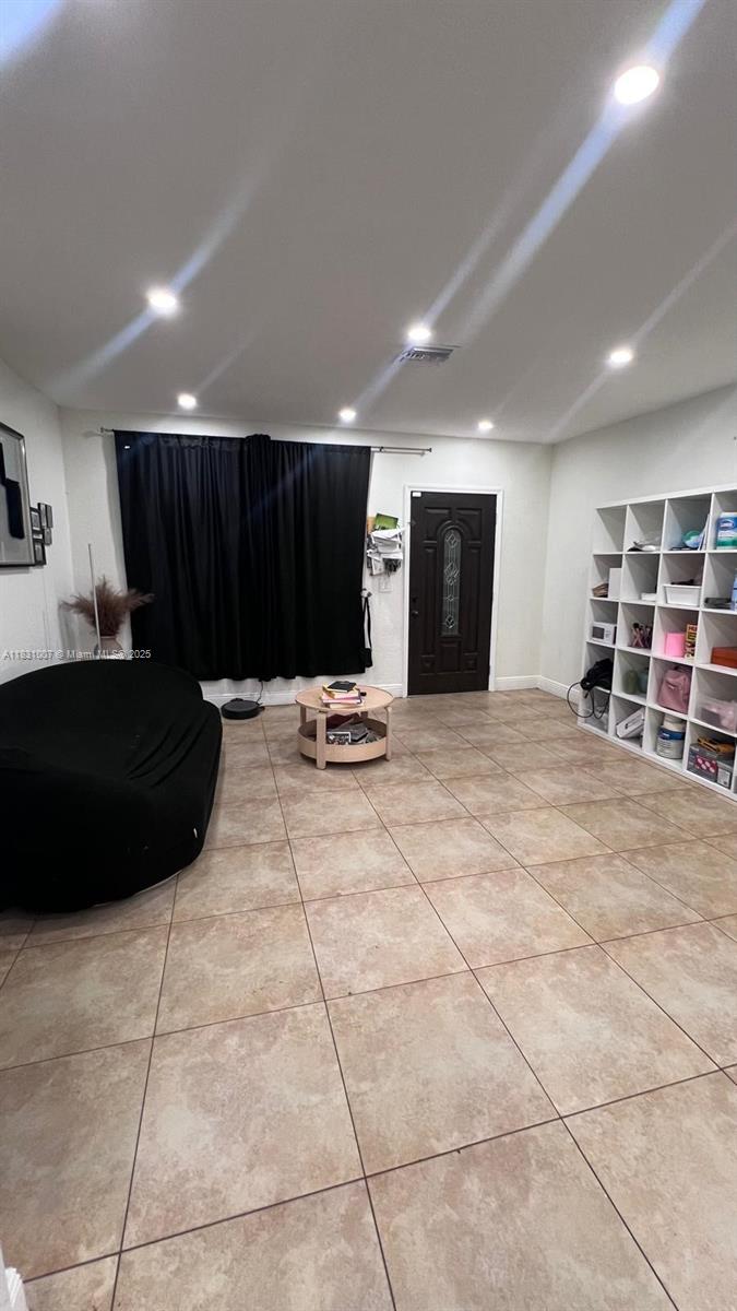 245 NW 117th St 0