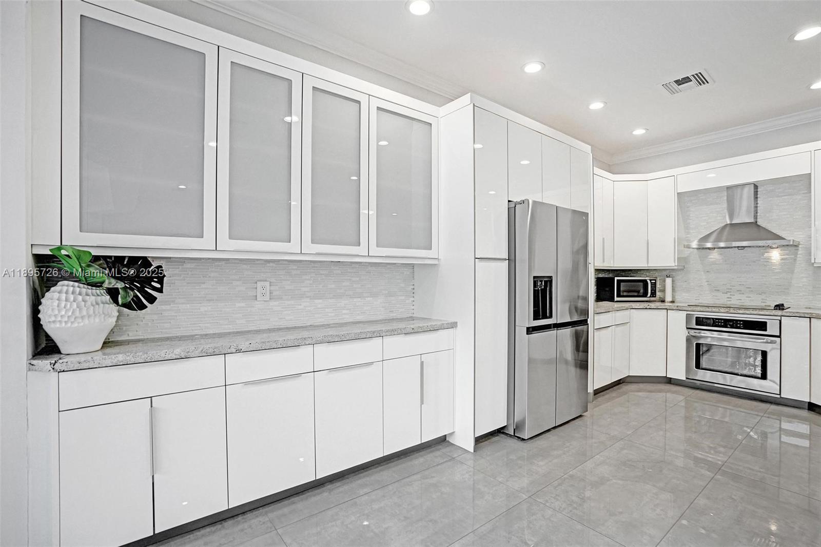 REICHENBACHS SUB - Residential Lease