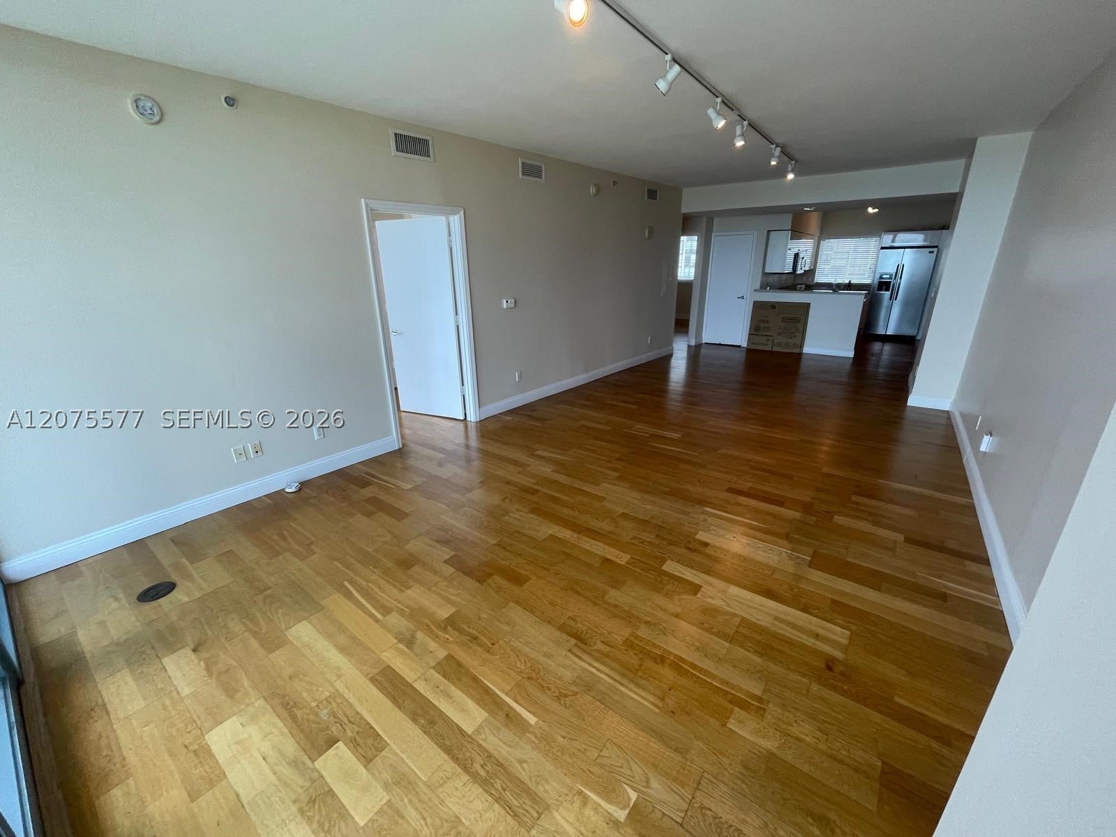 601 NE 36th St 1209