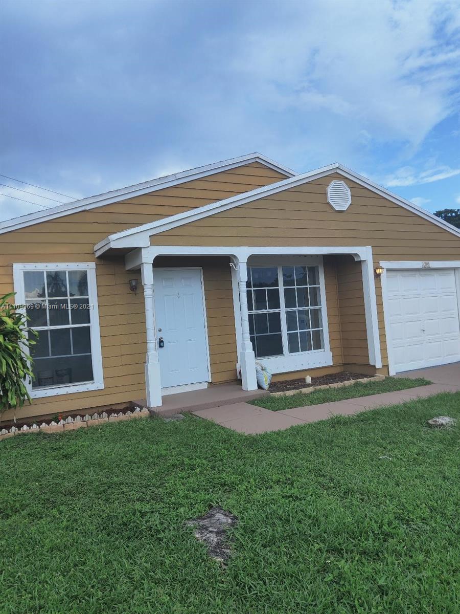 UNIVERSITY PARK PARCELS 4 - Residential Lease