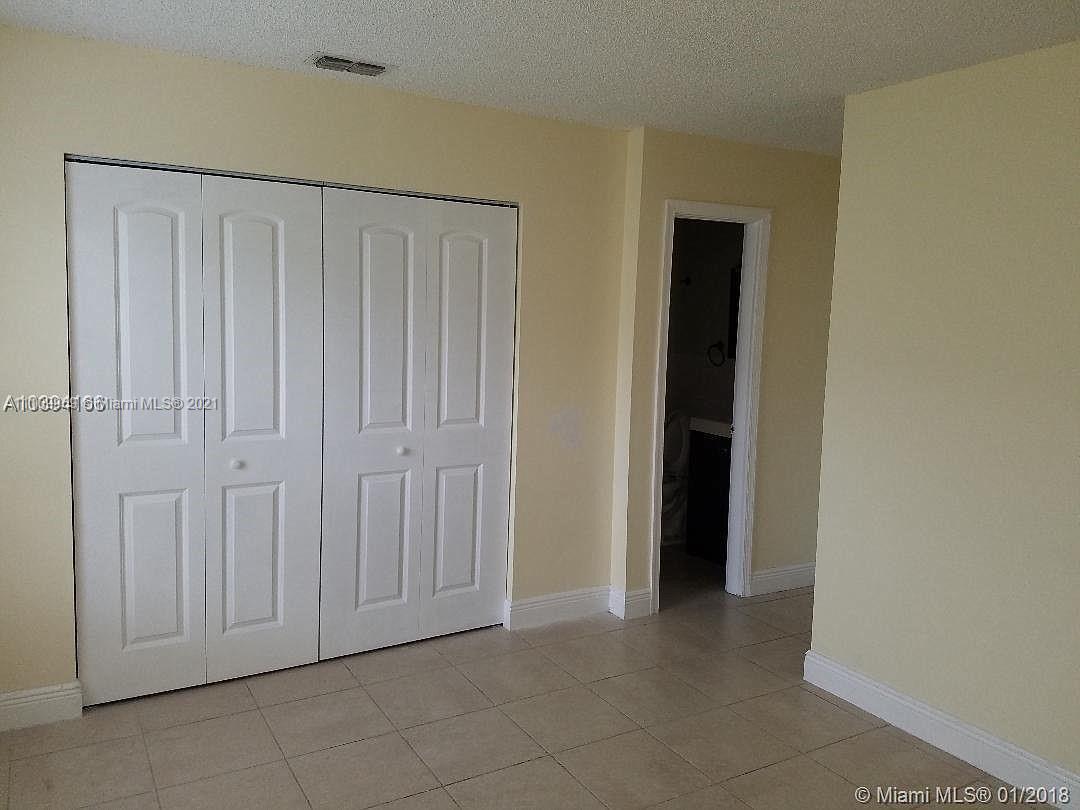 UNIVERSITY PARK PARCELS 4 - Residential Lease