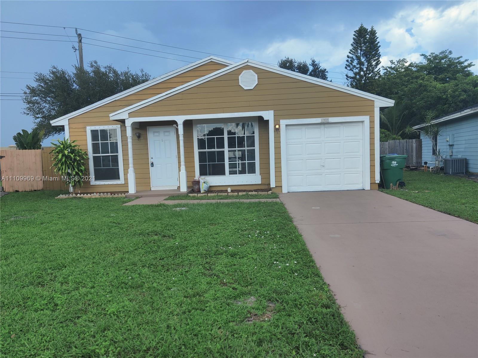 UNIVERSITY PARK PARCELS 4 - Residential Lease