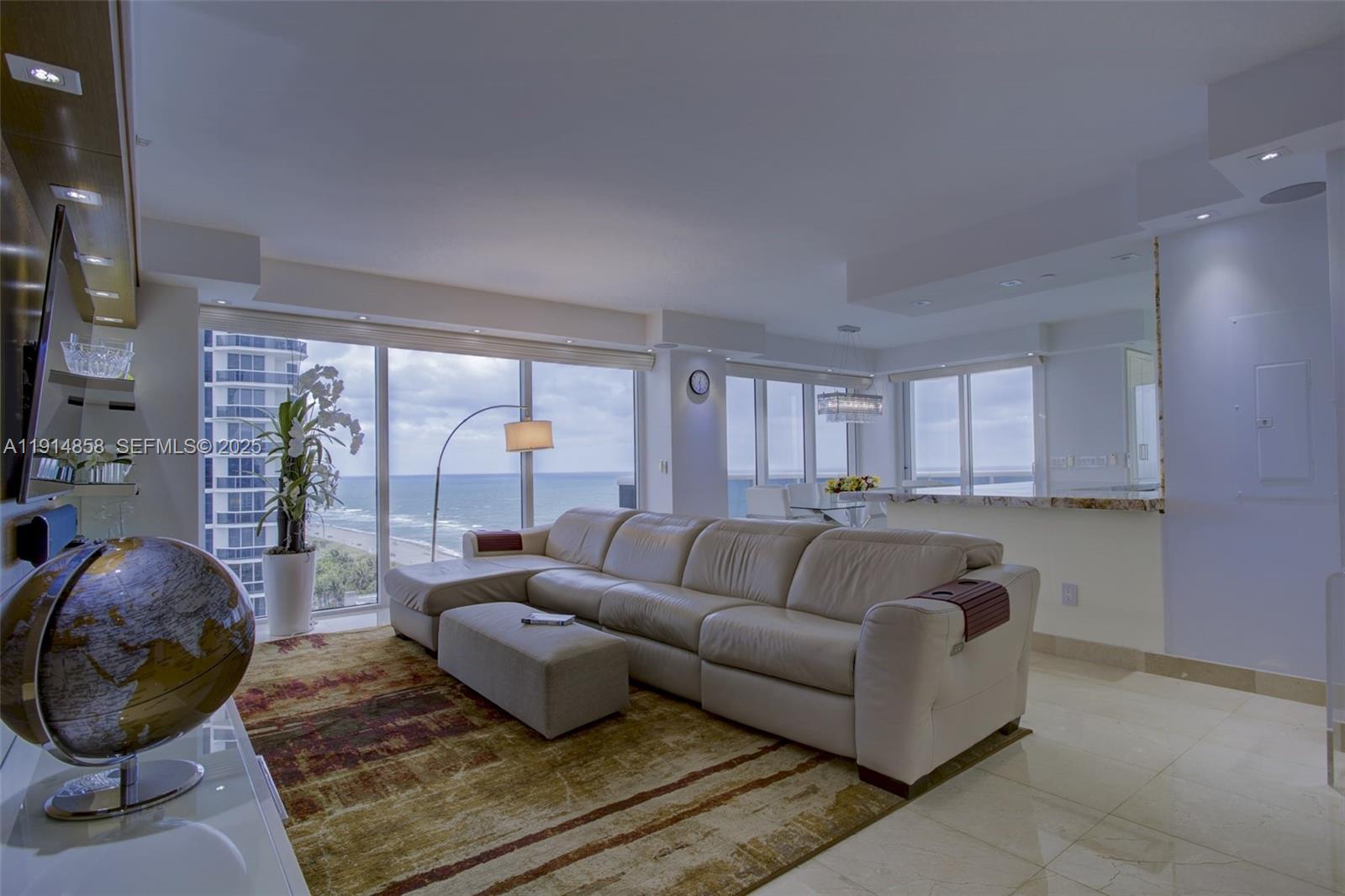 GREEN DIAMOND CONDO - Residential