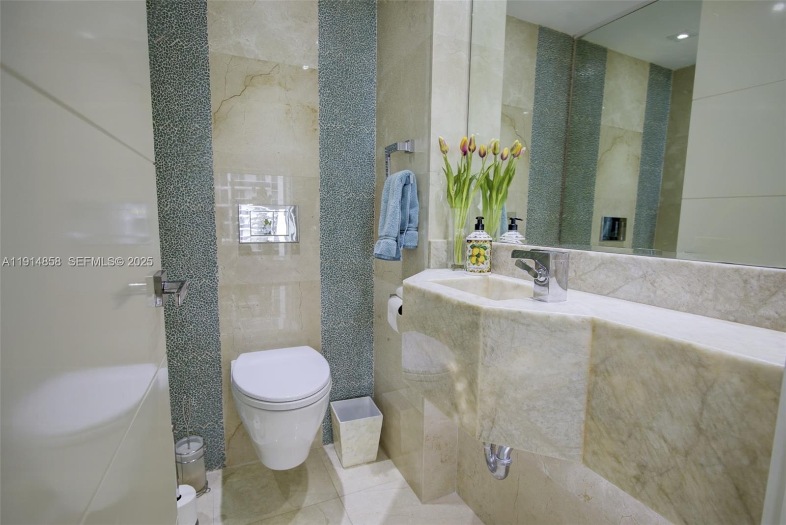 GREEN DIAMOND CONDO - Residential