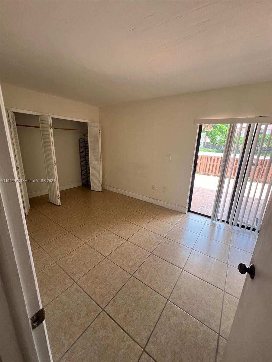 WEST LAKE VILLAGE II COND - Residential Lease